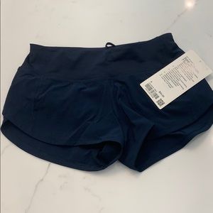 Girls Lululemon Speed Up Shirt 2.5” Navy, New